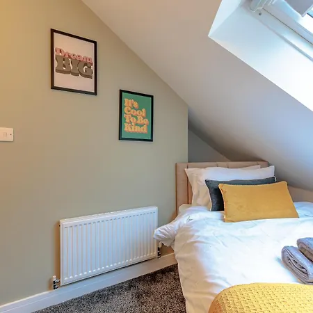 Daire Bridge House Court *